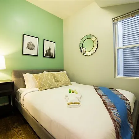 Bohemian 2Br In Lake View By Sonder